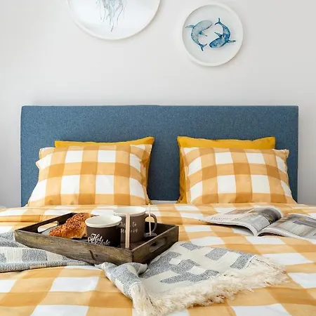 Mar Apartment *